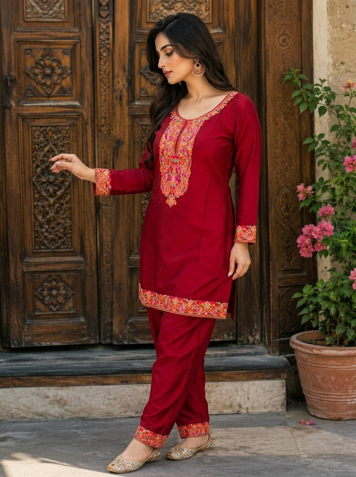 Crown of Kashmir - Special Kurti With Pant