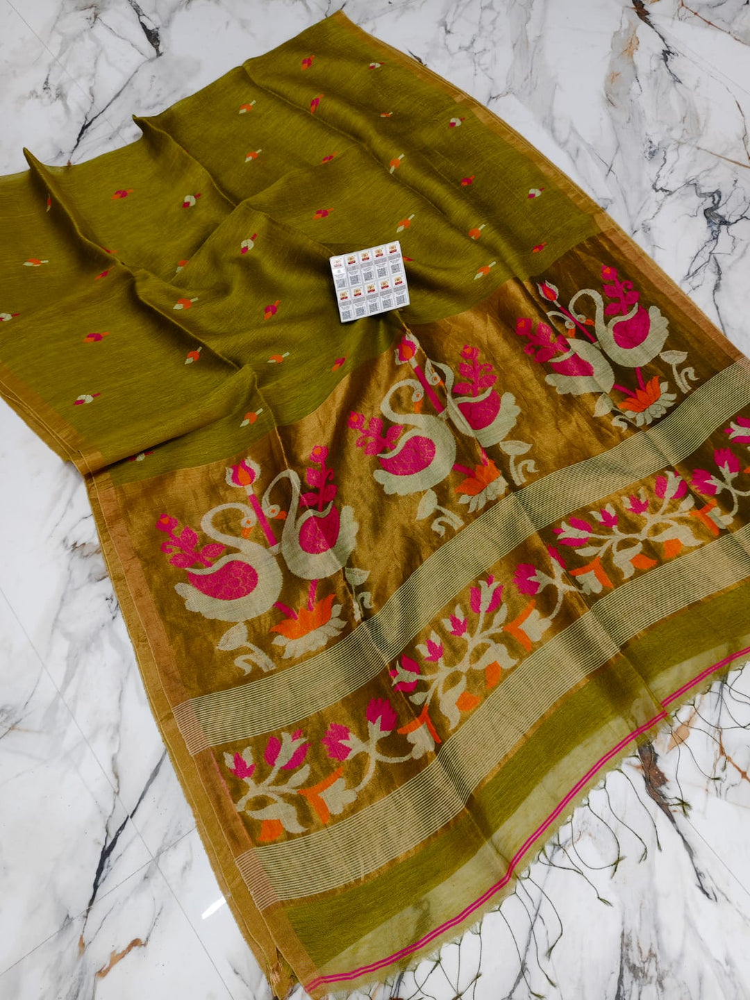 Aponjon Pure Linen Jamdani Saree