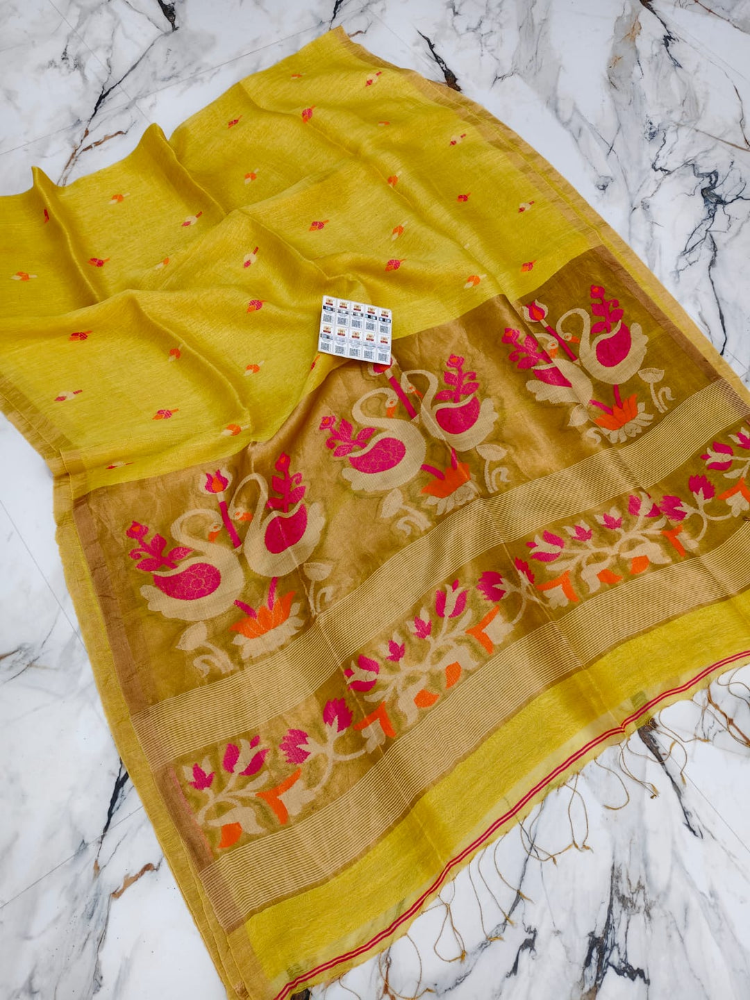 Aponjon Pure Linen Jamdani Saree