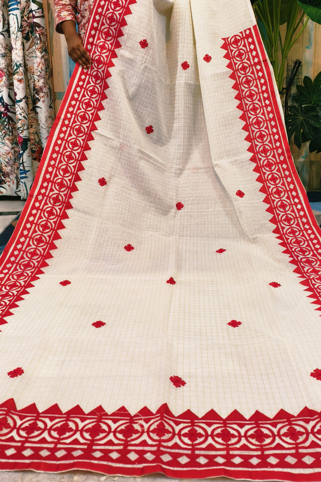Saptaparni Cotton Kota Applique Saree