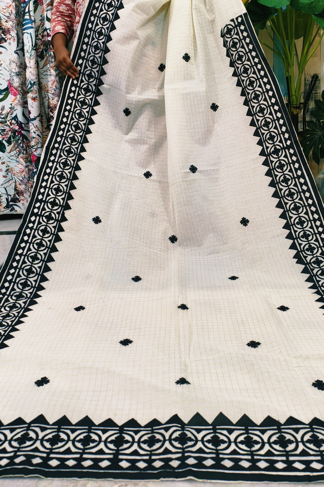 Saptaparni Cotton Kota Applique Saree