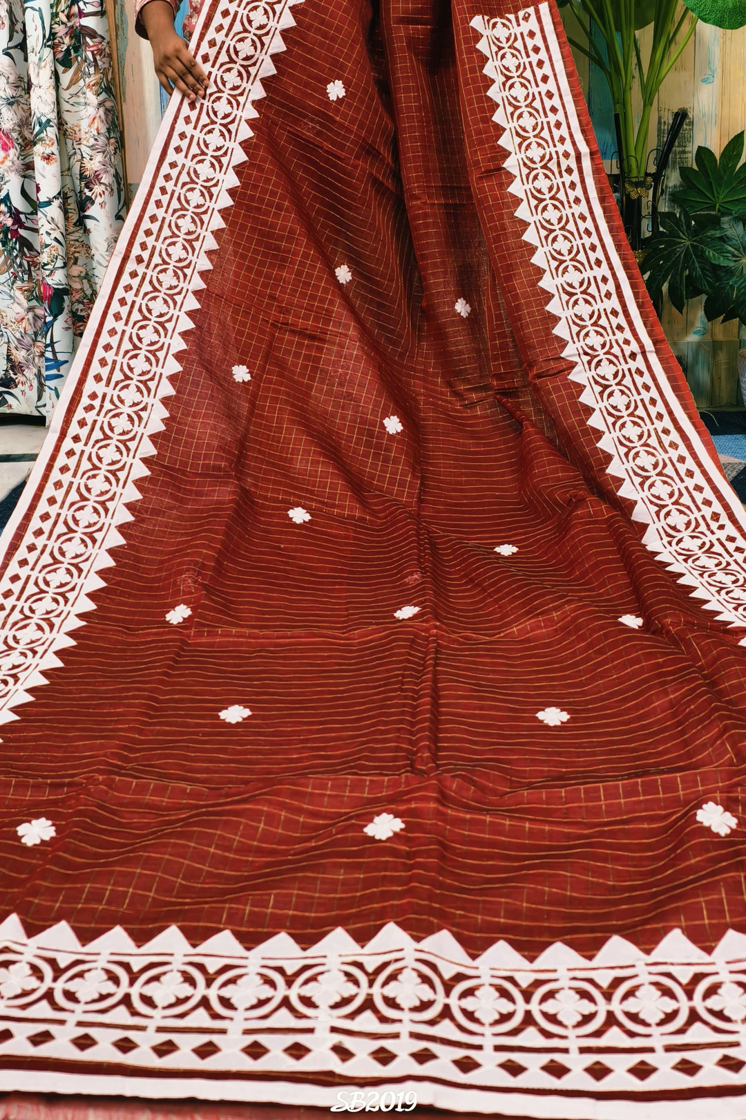 Saptaparni Cotton Kota Applique Saree