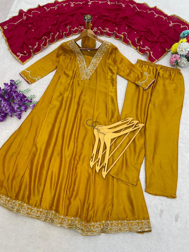 Great For Festive Vichhitra Silk Kurti Set