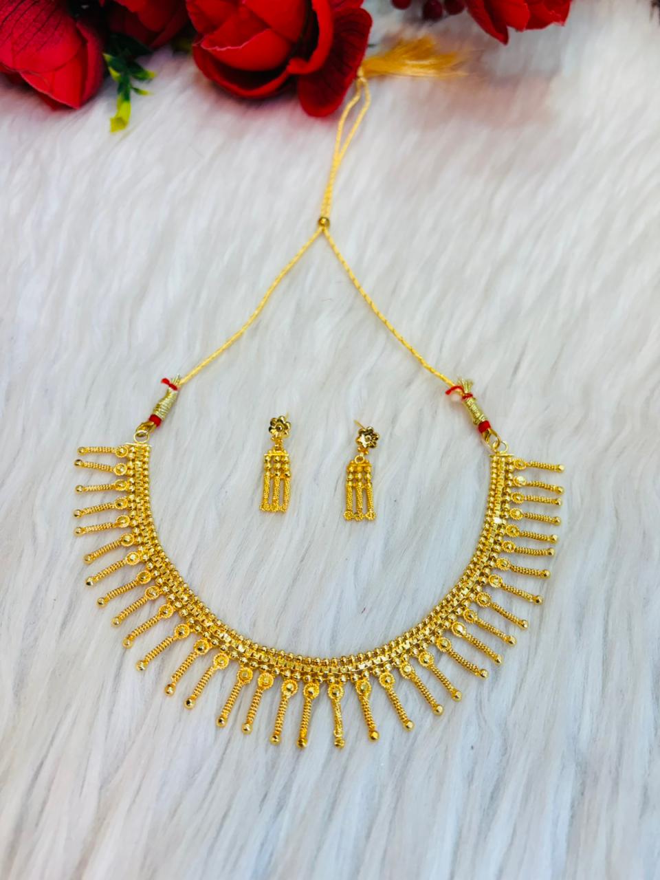 Jhilmil Traditional Gold Plated Set