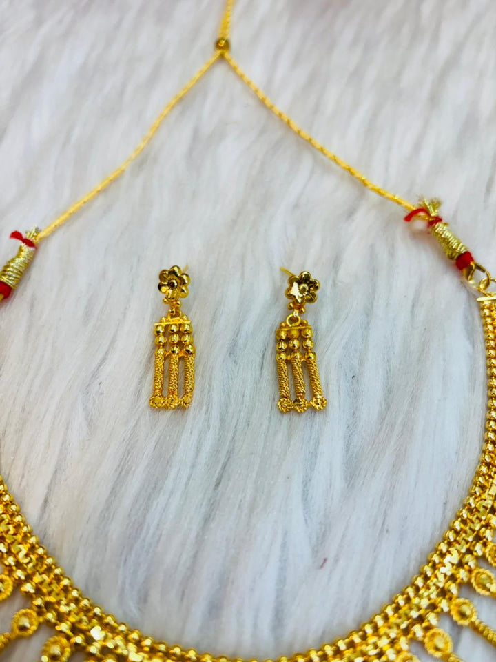Jhilmil Traditional Gold Plated Set