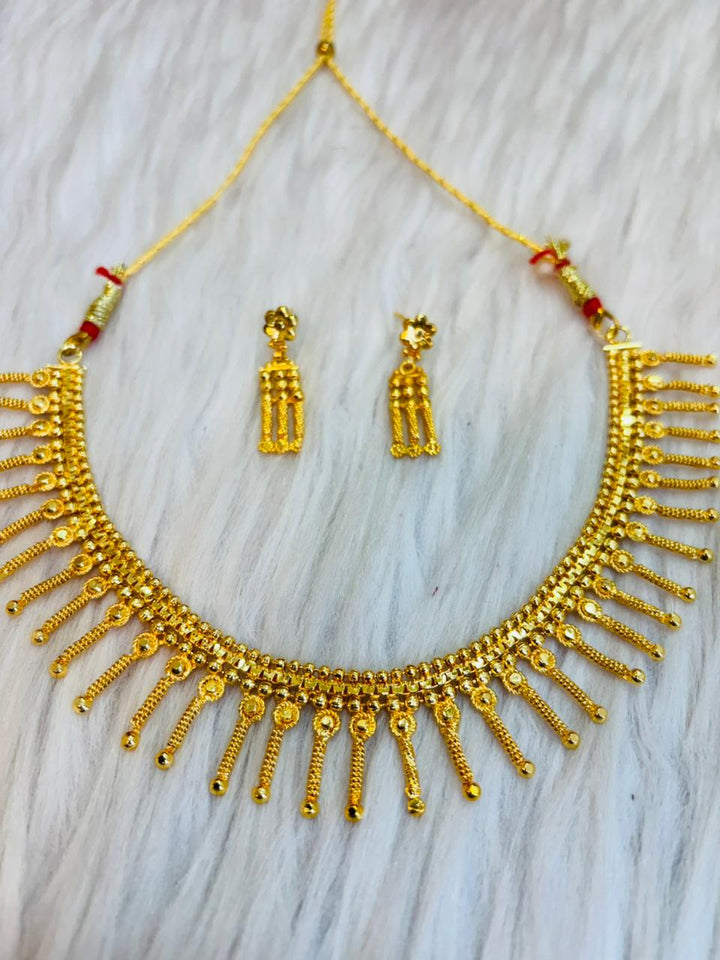 Jhilmil Traditional Gold Plated Set