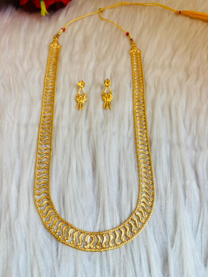 Crowned In Gold -Necklace & Earring Set (Combo 1)