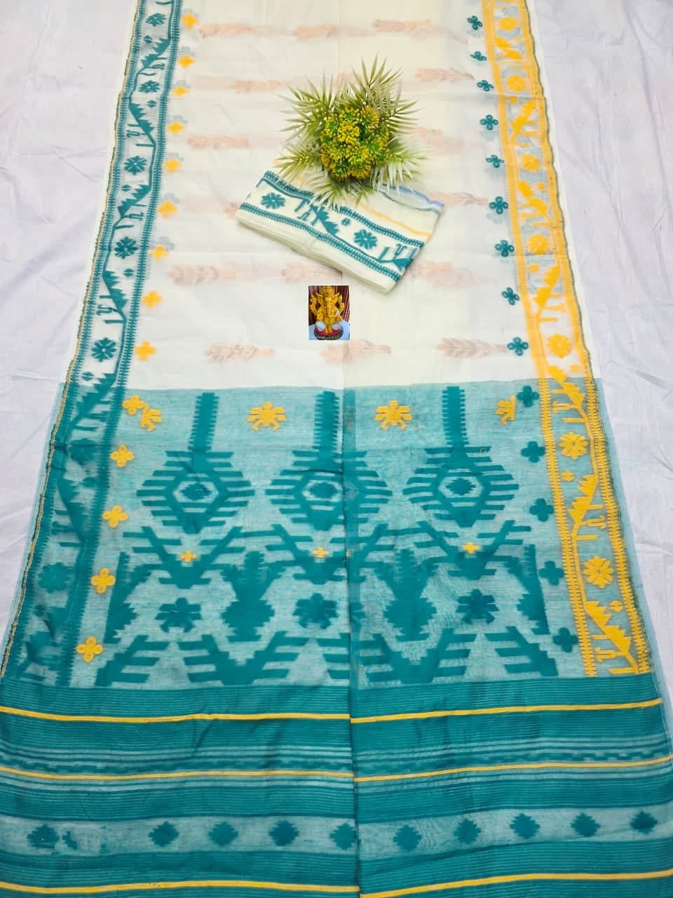 Oitijjho Sutra Ganga Jamuna Dhakai Jamdani Saree
