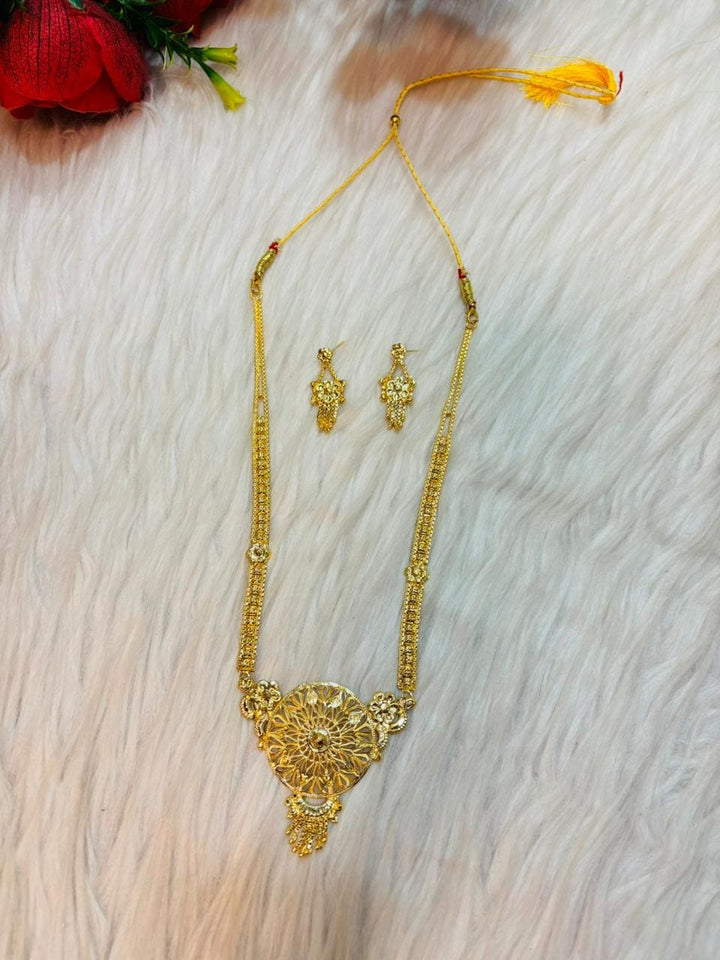 Alankrita-Necklace & Earring Set