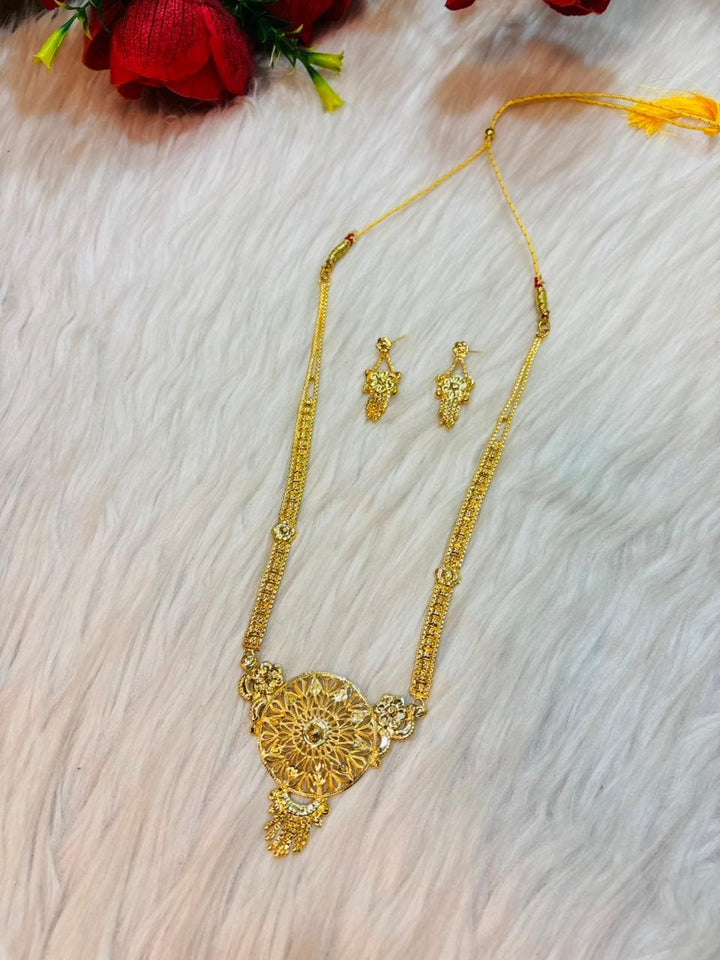 Alankrita-Necklace & Earring Set