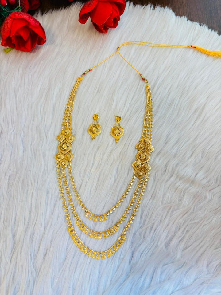 Little Bit Of Chaos-Necklace & Earring Set
