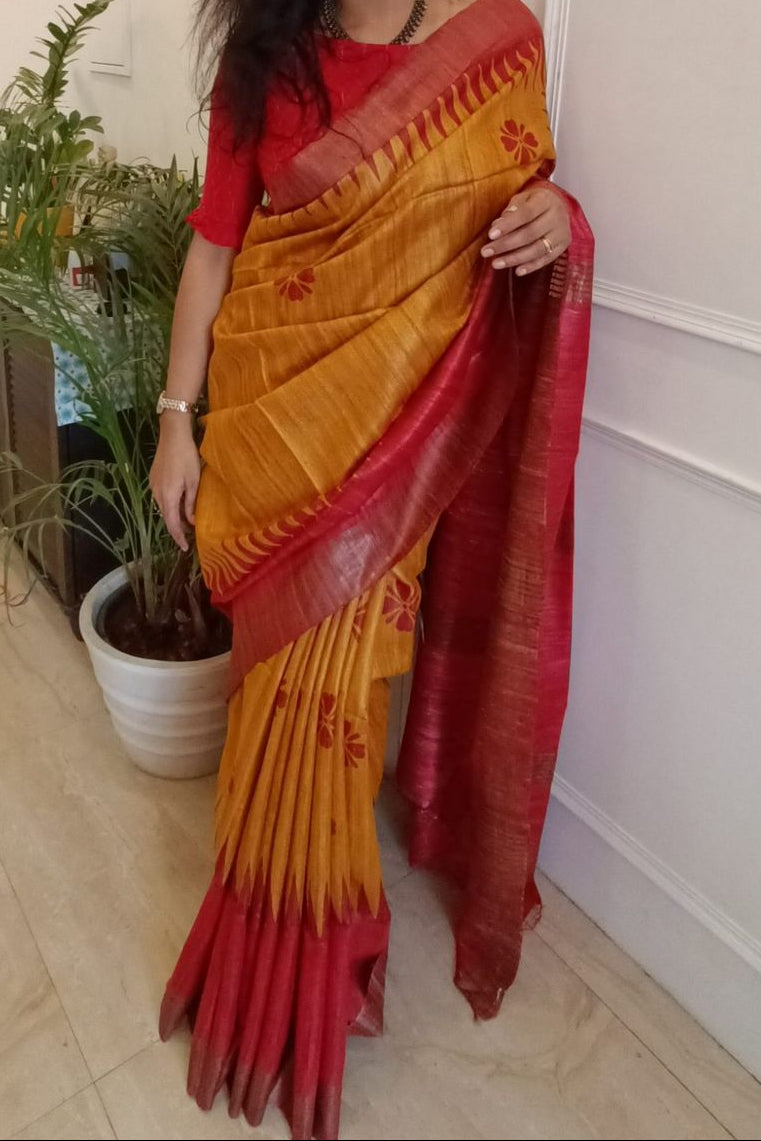 Aura of Gold Ghicha Tussar Silk Saree