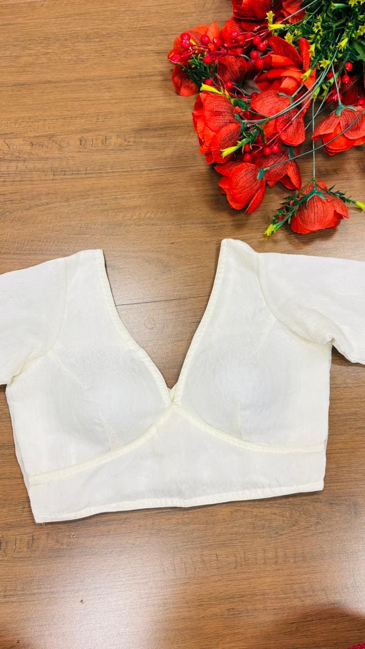 Mysterious Beauty -Fendy Silk Blouse