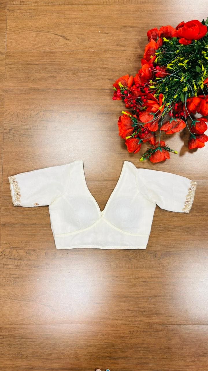 Mysterious Beauty -Fendy Silk Blouse
