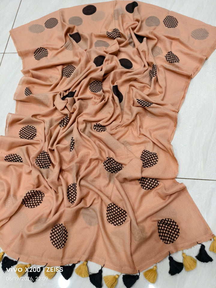 Meadow Dots Mul Cotton Saree