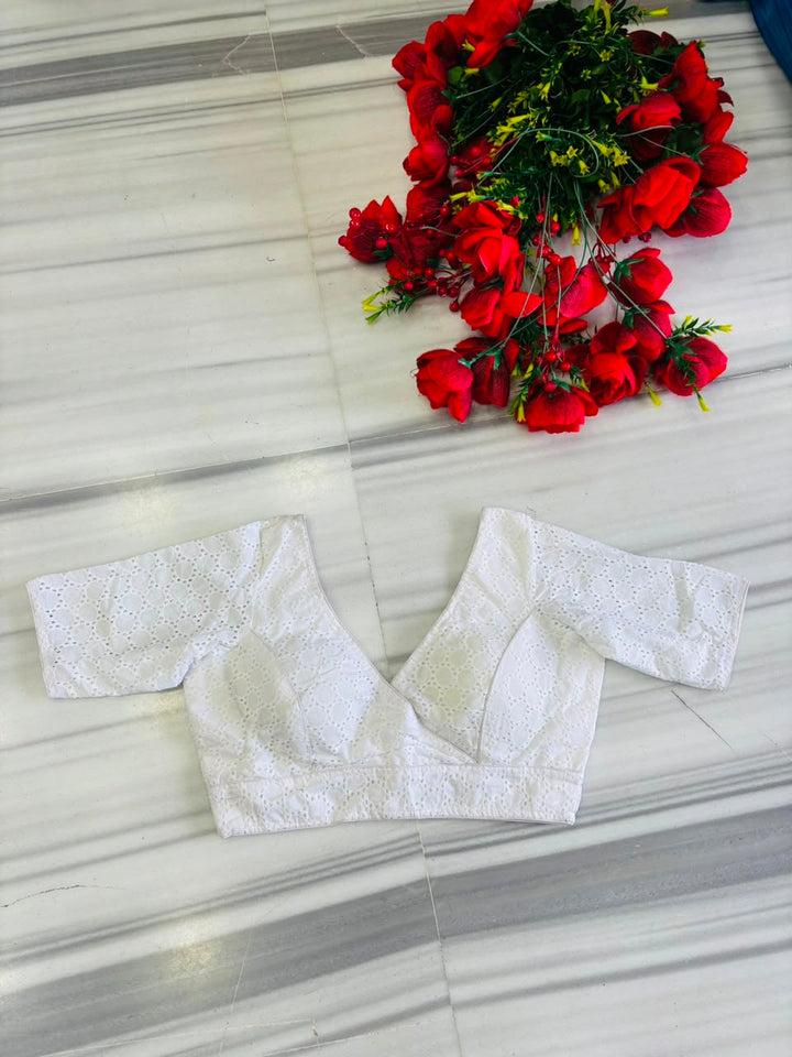 The Jewel Of Elegance Hakoba Blouse