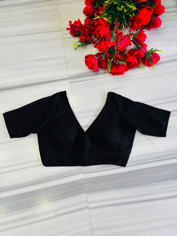 The Jewel Of Elegance Hakoba Blouse
