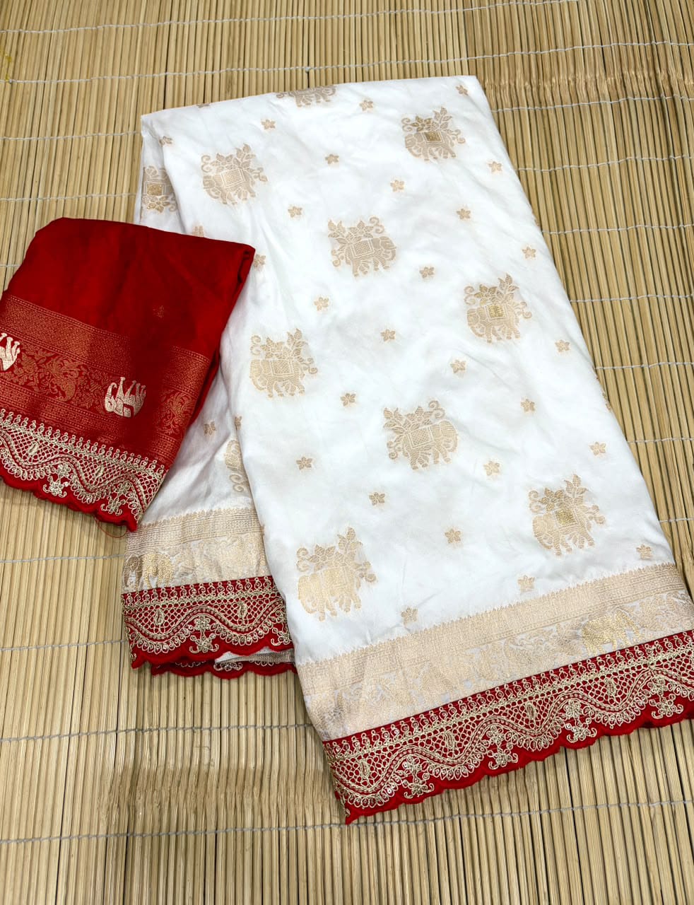 Rajrani Khaddi Georgette Designer Saree with Scallop Border