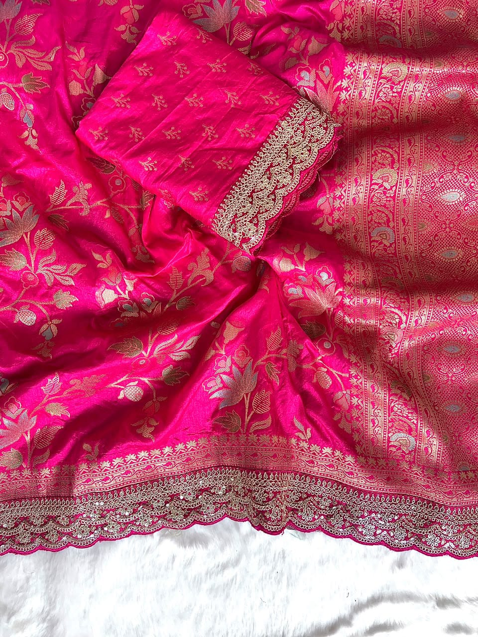 Rajshree Zari Dola Silk Saree