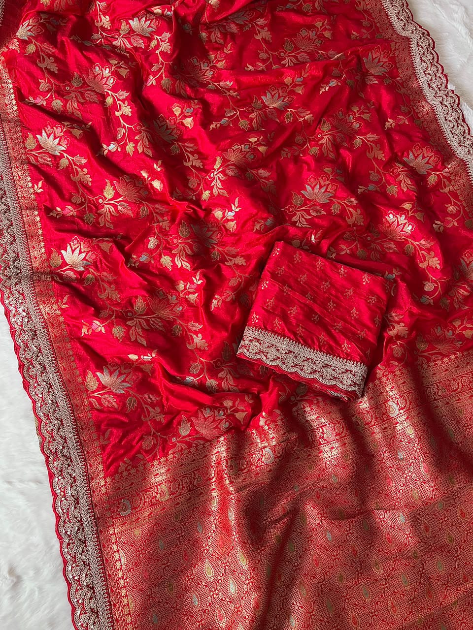 Rajshree Zari Dola Silk Saree