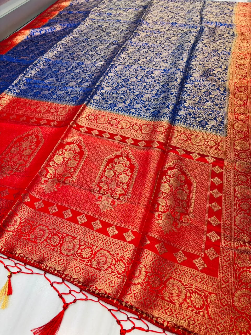 Aurelia Royale Crepe Khaddi Silk Saree