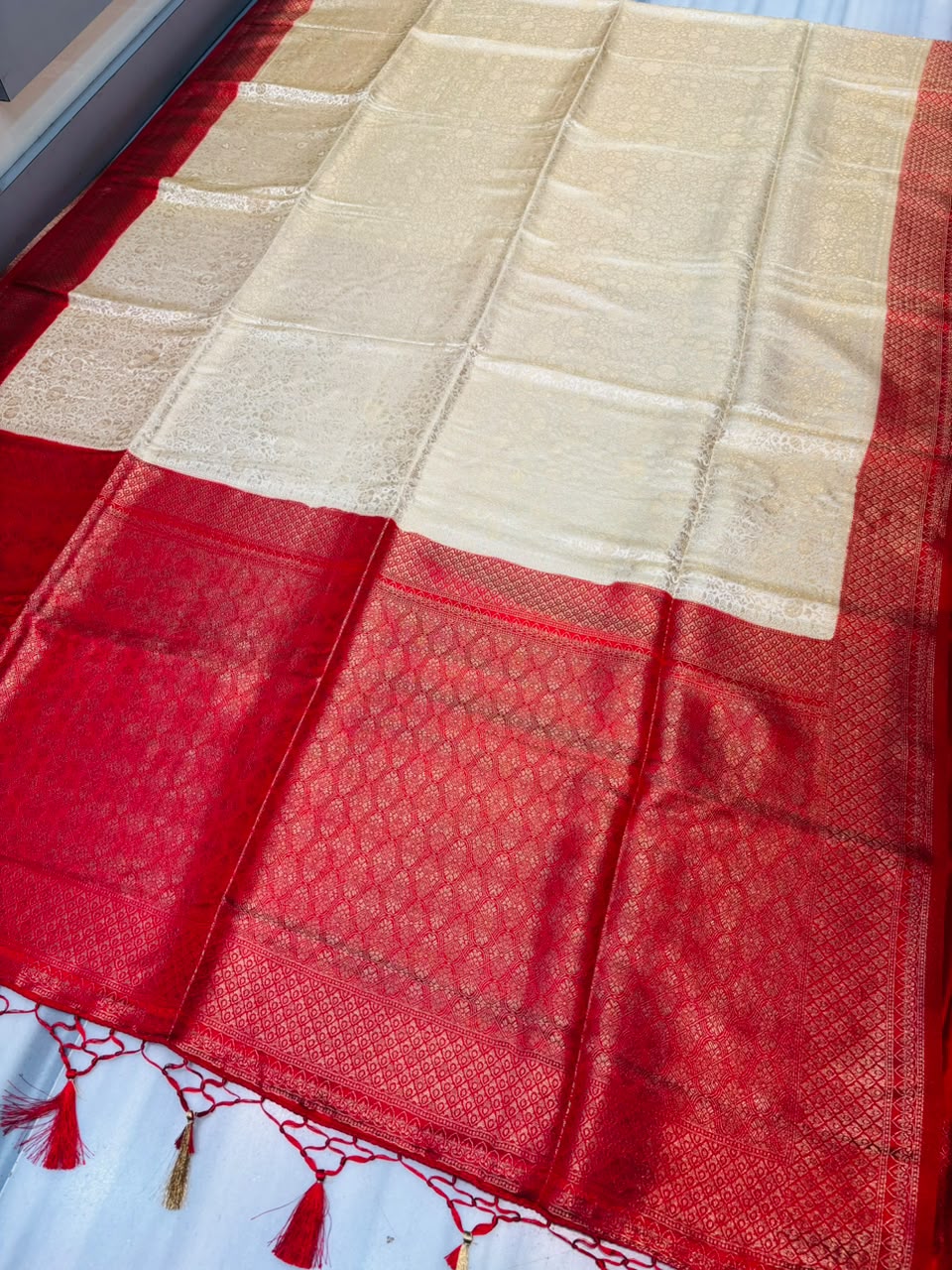 Durgotsav Elegance Crepe Khaddi Silk Saree