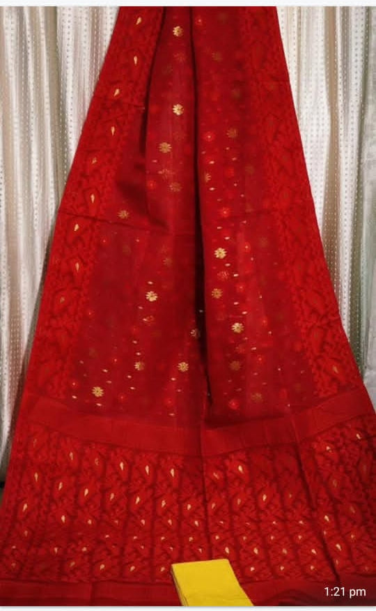 Gouri’s Grace Jamdani Saree
