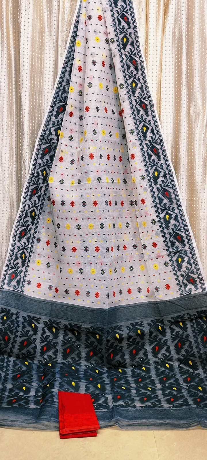 Gouri’s Grace Jamdani Saree