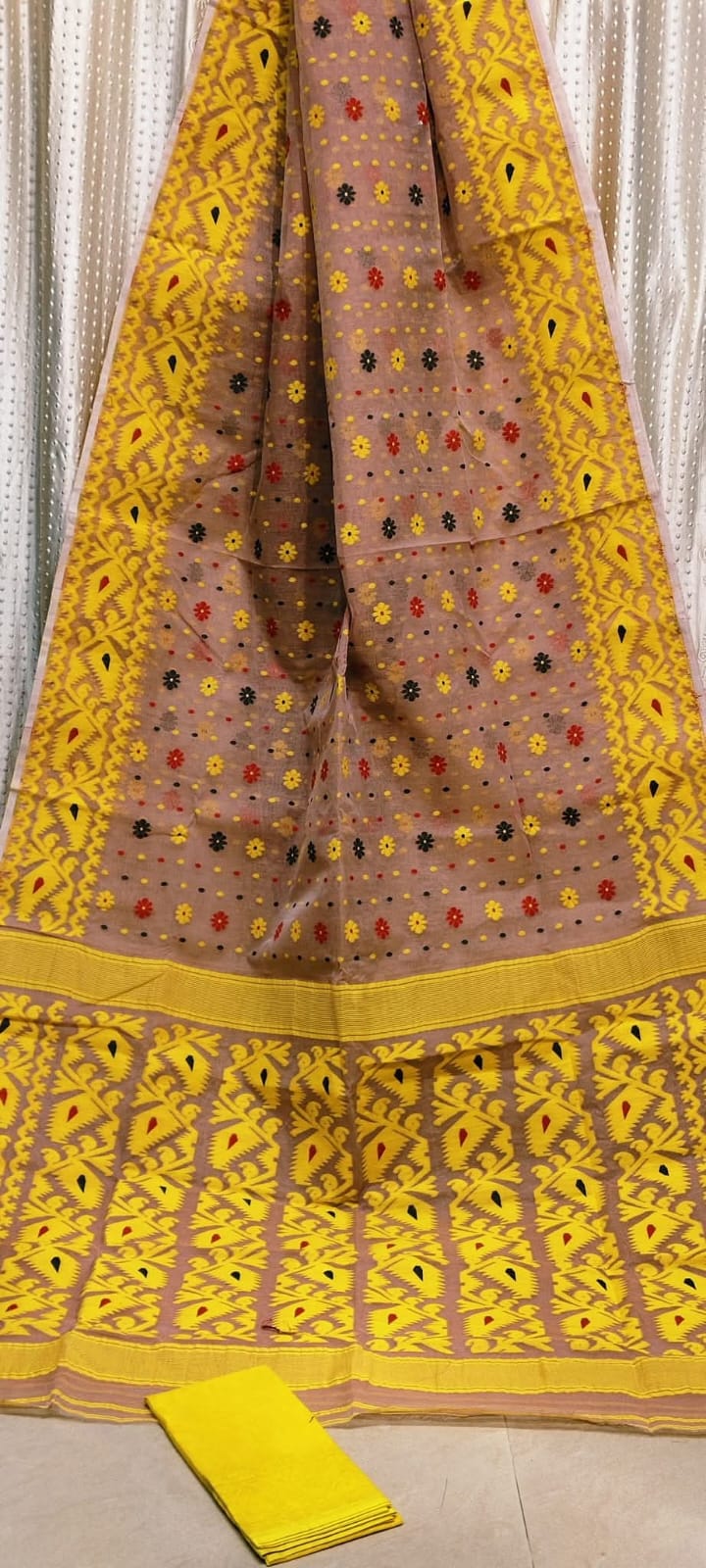 Gouri’s Grace Jamdani Saree