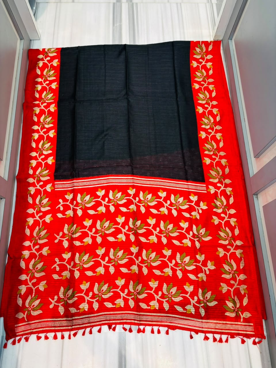 Petalique Drape Semi Tussar Silk Saree