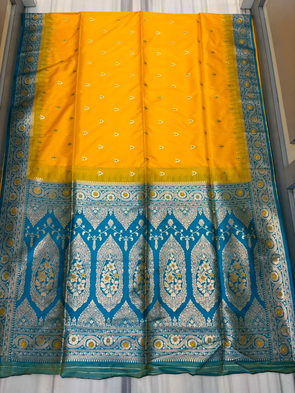 Captured In The Folds-Designer Saree