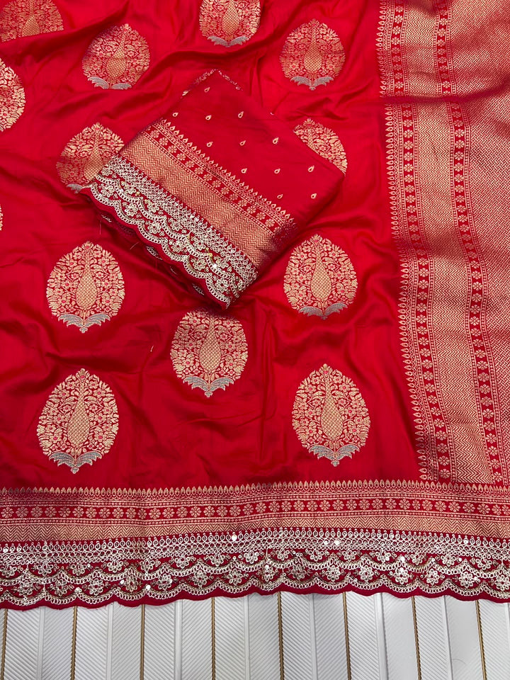 Sophisticated Elegance – Premium Dola Silk (Blended) Saree
