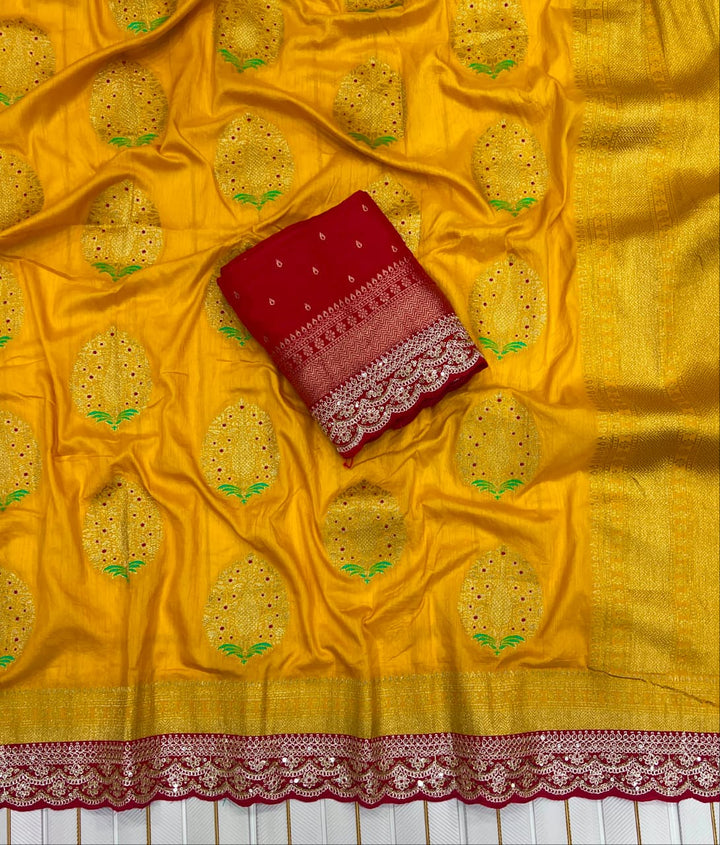 Sophisticated Elegance – Premium Dola Silk (Blended) Saree
