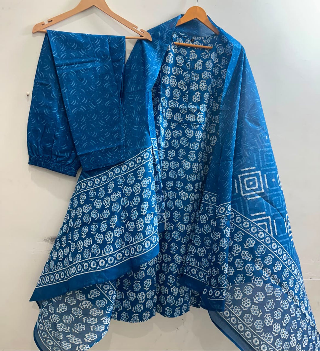Petal Grace 3 Pcs Cotton Kurti Set