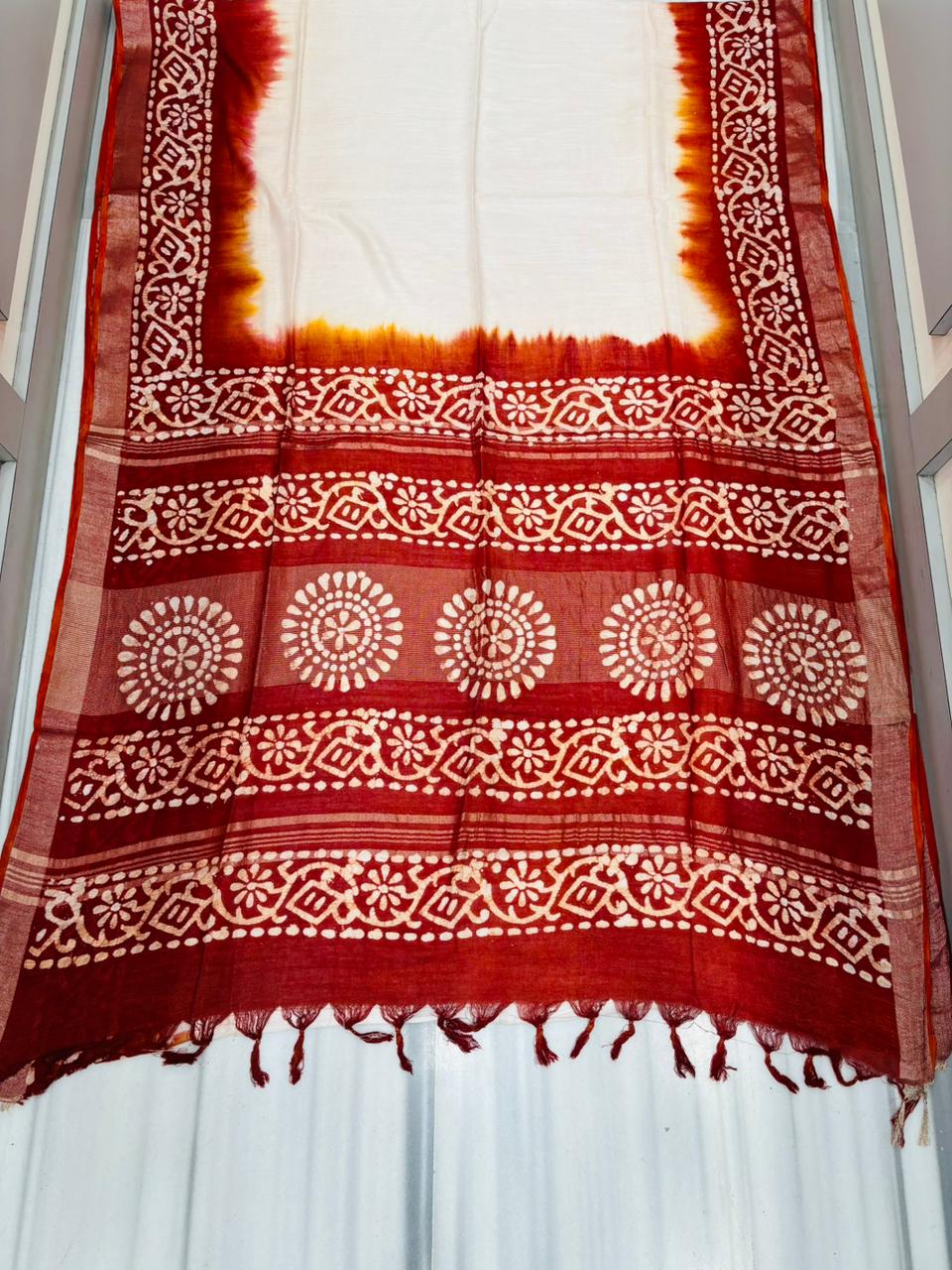 Mrinmoyee (মৃন্ময়ী) Cotton Linen Saree