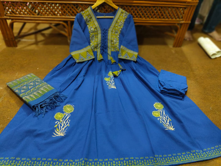 Aura Bloom - Cotton 3 Piece kurti Set