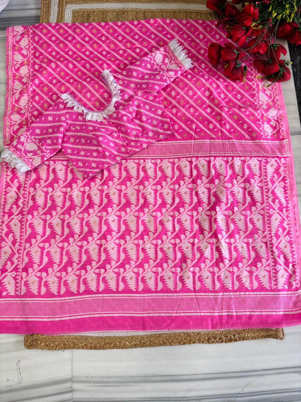 🌸 Rangmohini Bengal Jamdani Saree Set 🌸