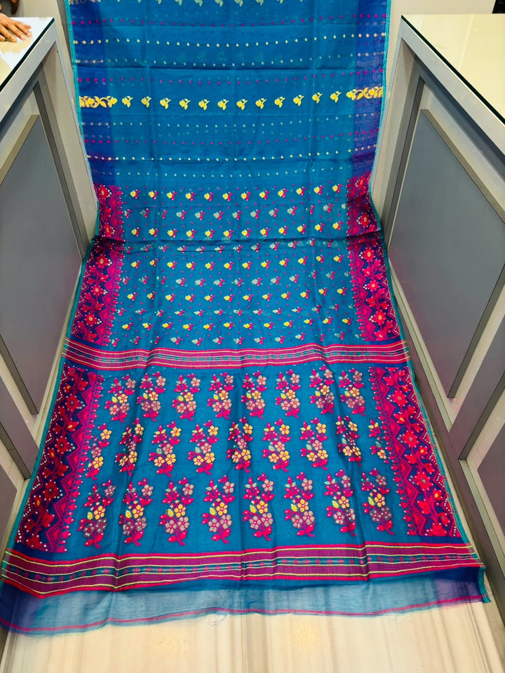 Shonarika Bengal Jamdani Saree With Stone Work