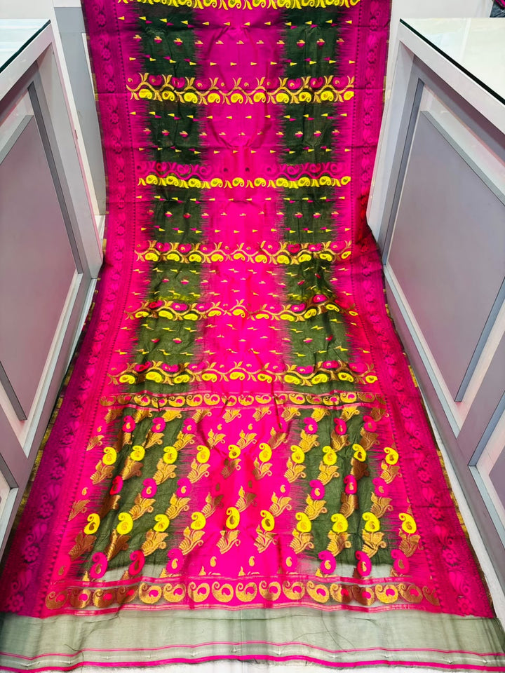 Rajonigandha Bengal Jamdani Saree