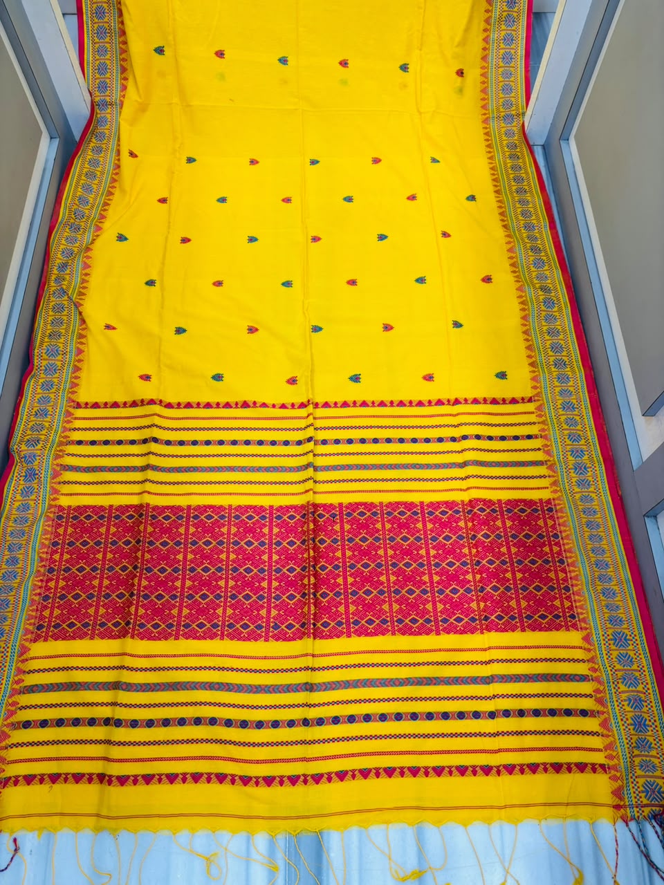Haridrita Khadi Jamdani Saree
