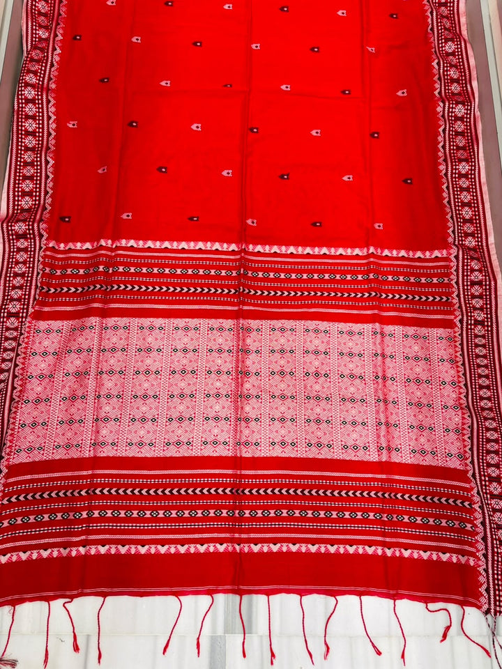 Haridrita Khadi Jamdani Saree