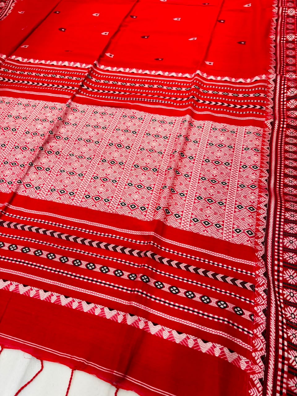 Haridrita Khadi Jamdani Saree