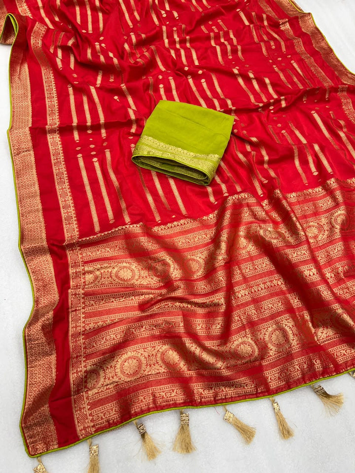 Evelyn in Gold Georgette Silk Saree