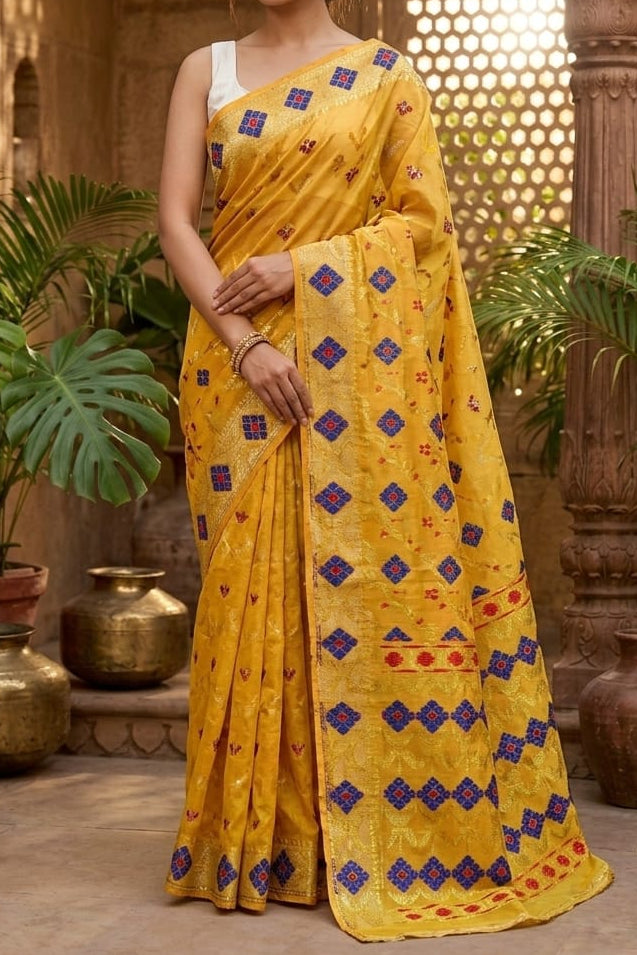 Bonediyana (বনেদিয়ানা)Bengal Jamdani Saree