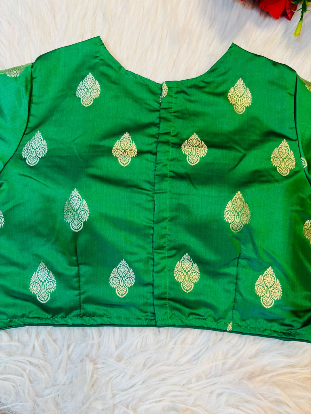 Sunehri Adaa Mashru Banarasi Silk Blouse
