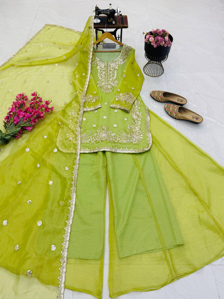 Palace of Dreams Chanderi Silk Embroidered Kurti Set