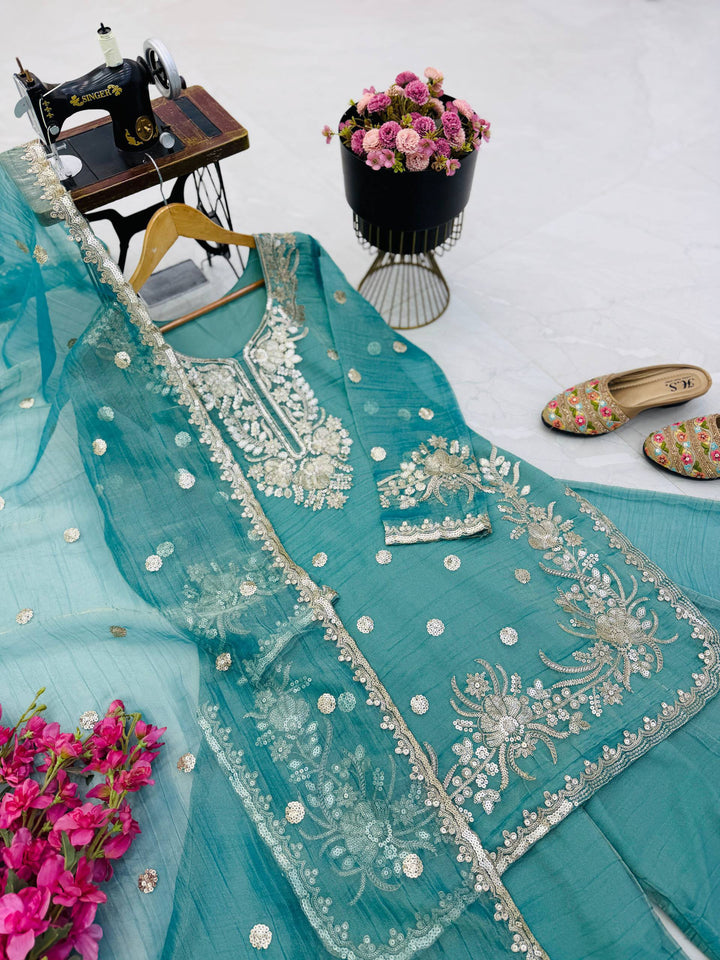 Palace of Dreams Chanderi Silk Embroidered Kurti Set