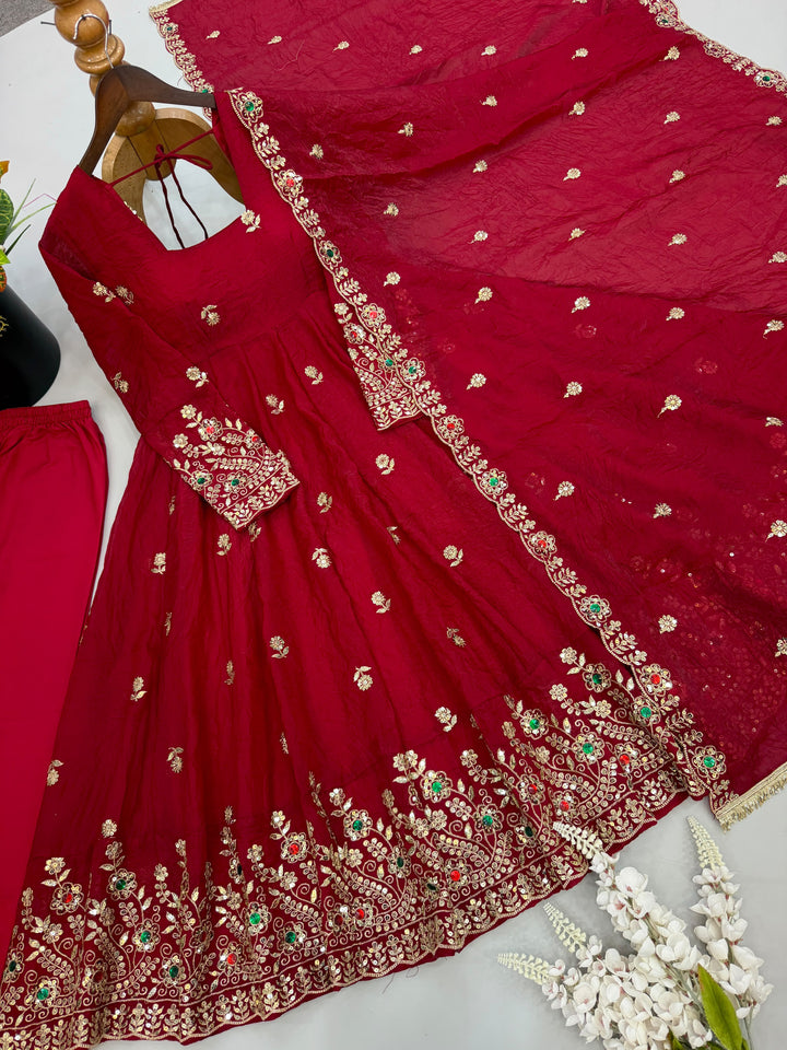 Heritage Glamour Embroidery Gown Set