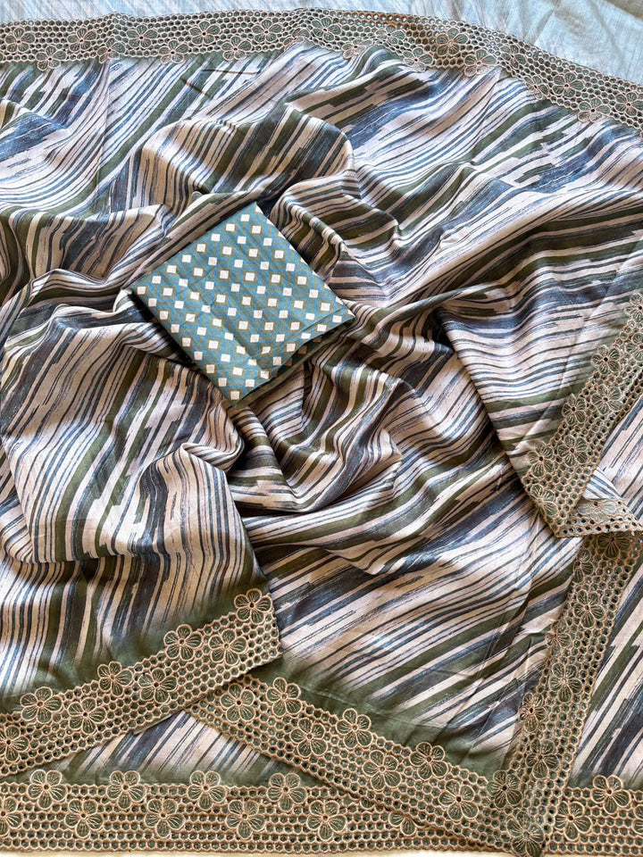 Silken Bloom Tussar Silk Saree( Semi )
