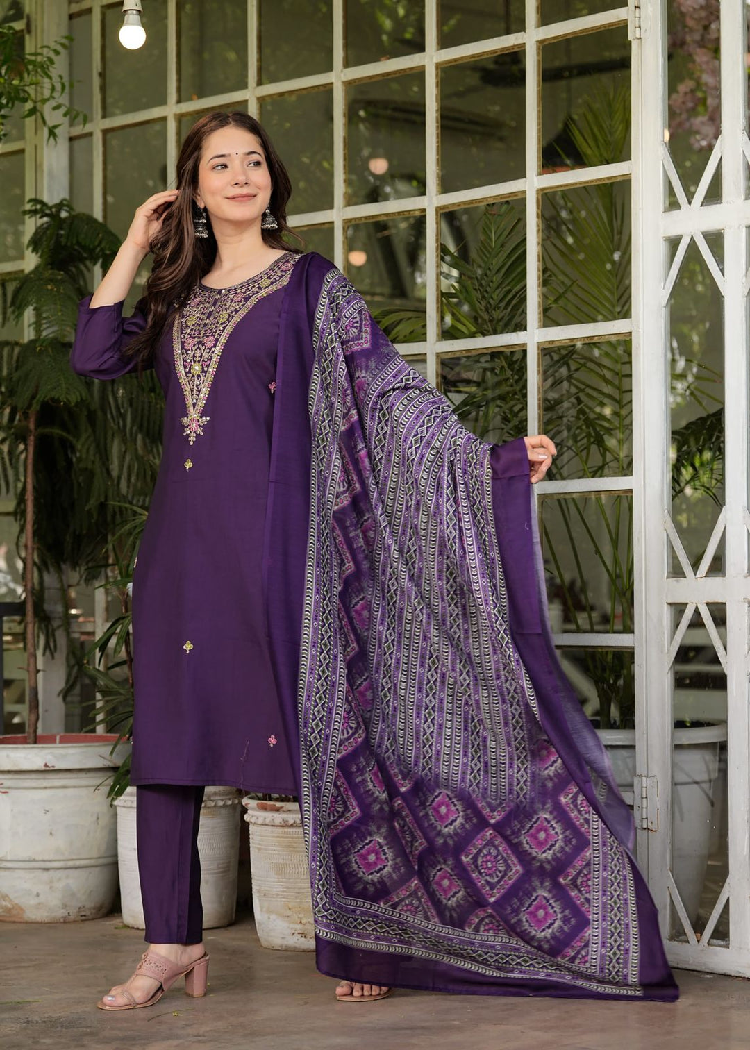 The only Traveler Silk Kurti Set